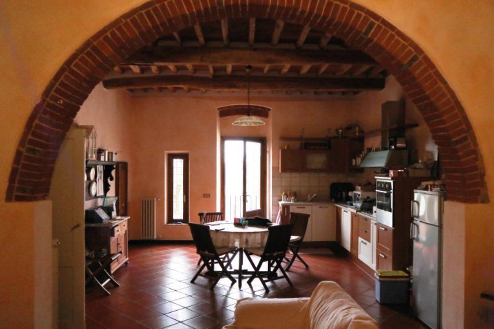 Stabile/Palazzo con giardino a Vinci