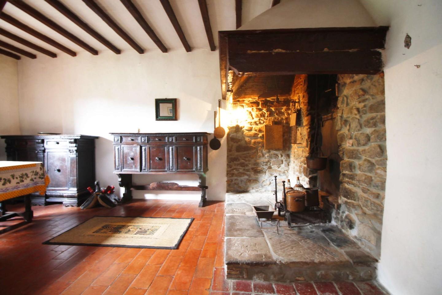 Rustico con giardino a Vinci