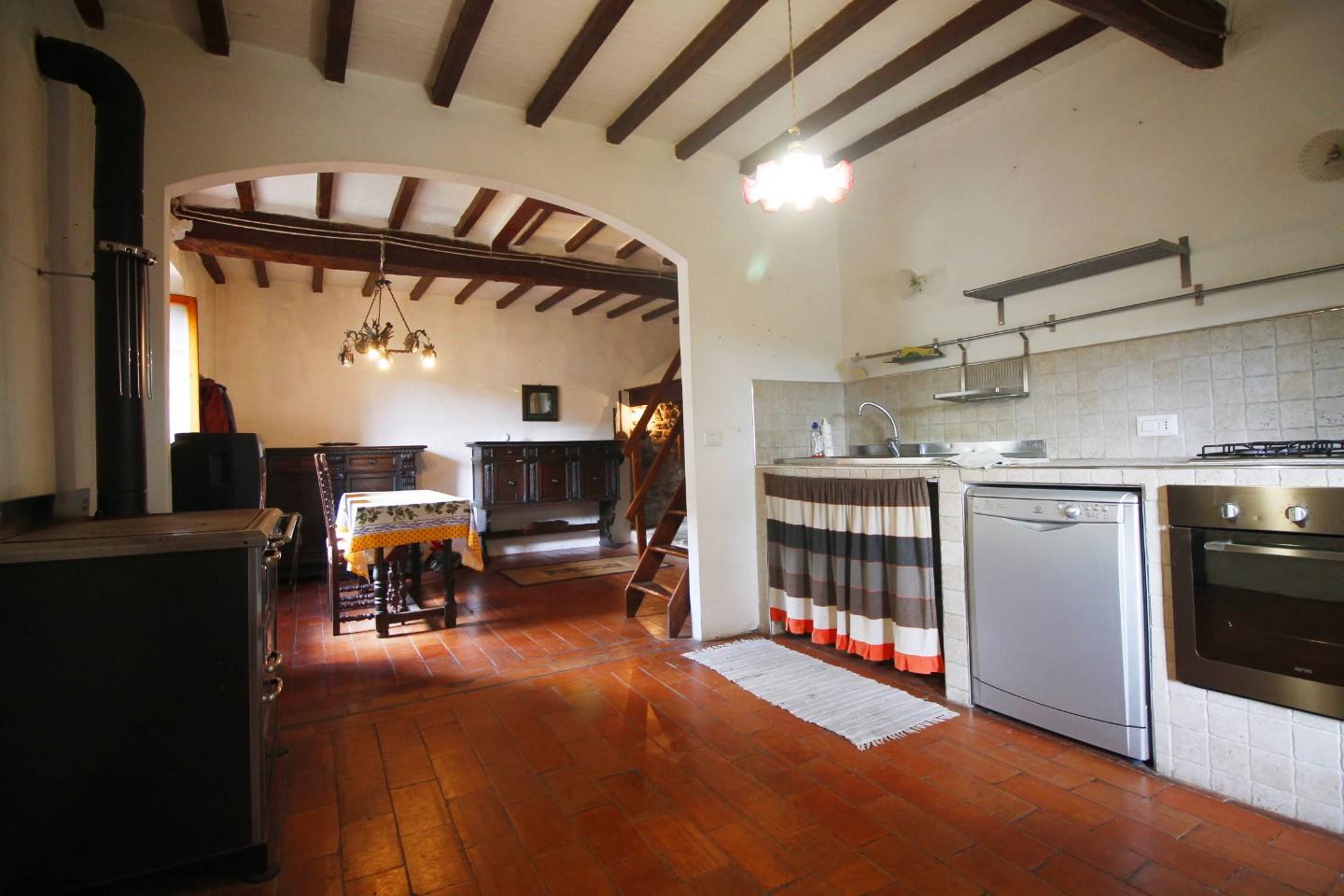 Rustico con giardino a Vinci