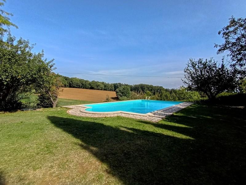 Rustico con giardino a Gambassi Terme