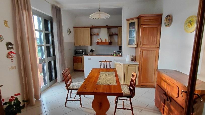 Quadrilocale con giardino a Lamporecchio