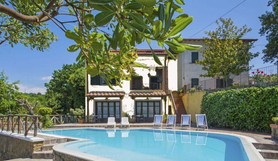 Rustico con giardino a Lamporecchio