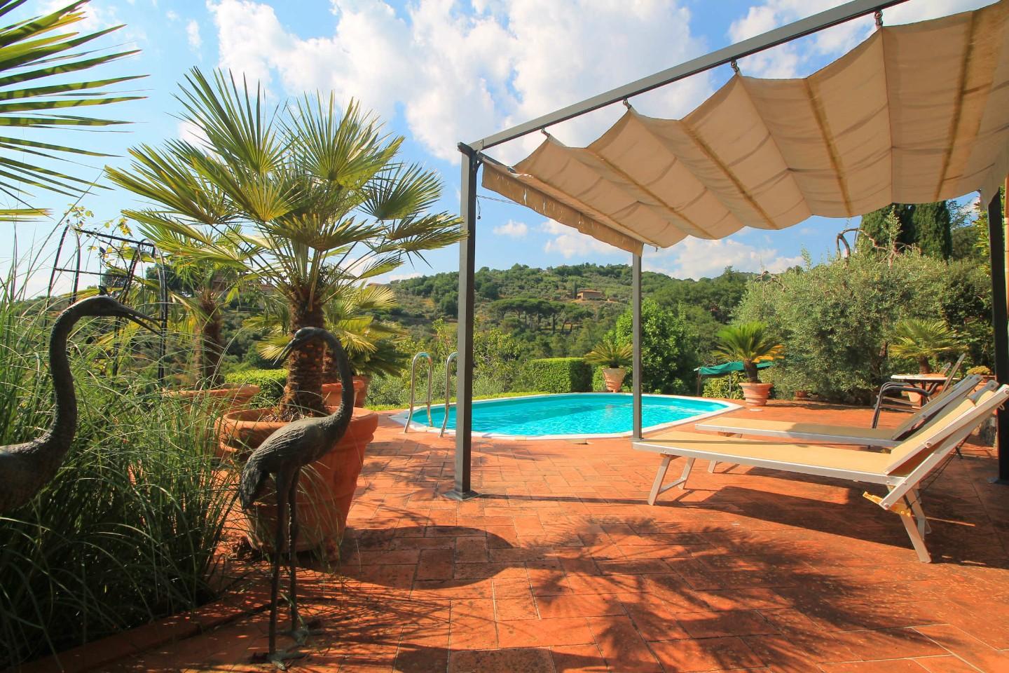 Rustico con giardino a Vinci