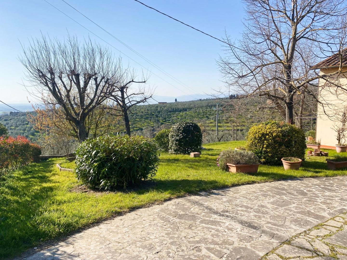 Villa con giardino a Vinci