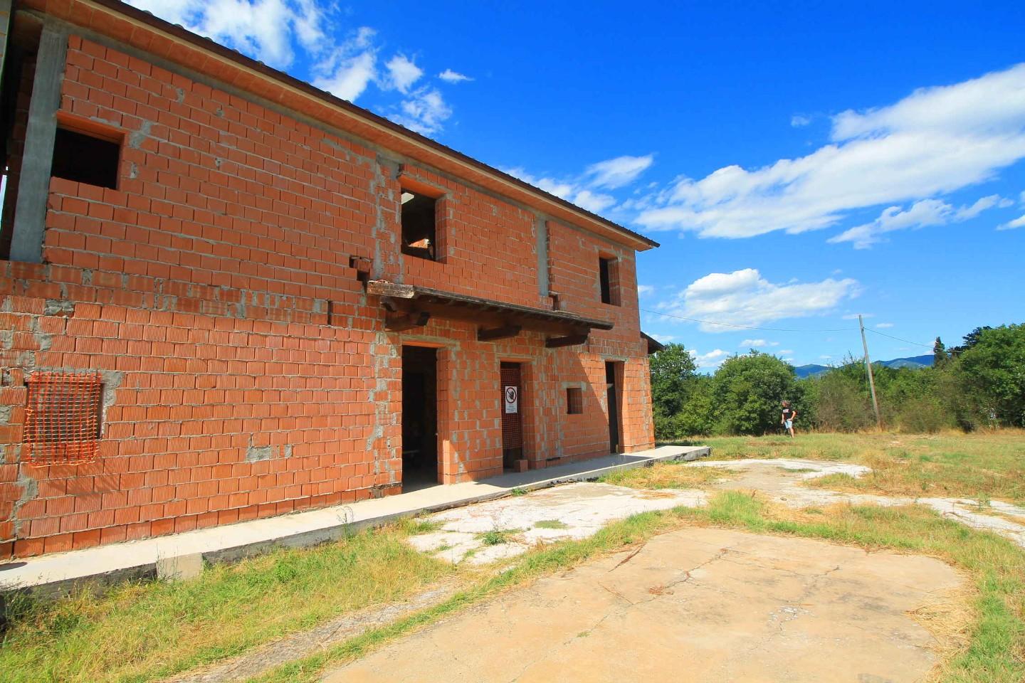 Rustico con giardino a Cerreto Guidi