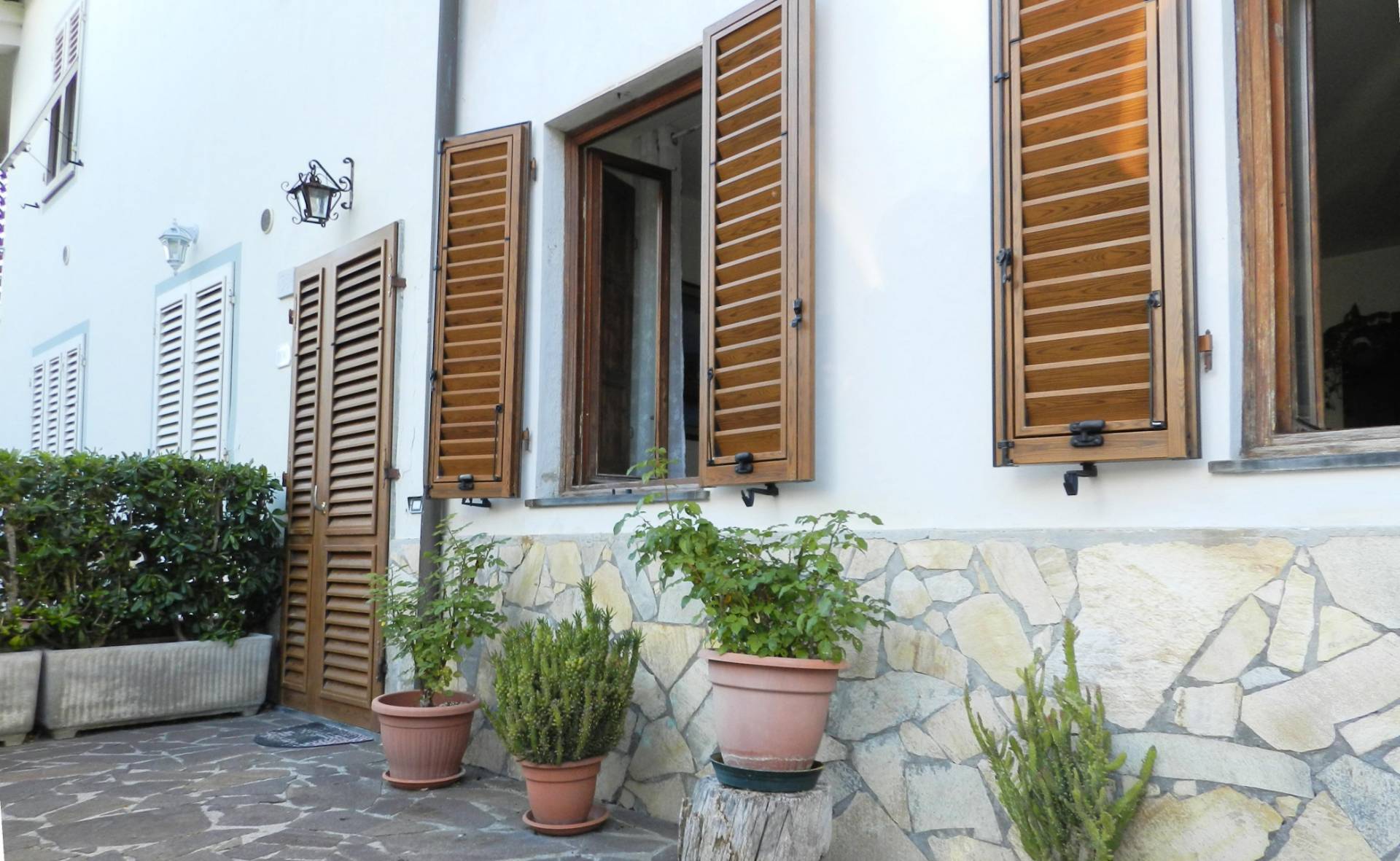 CASA DI CORTE in vendita a Lucca, Meati