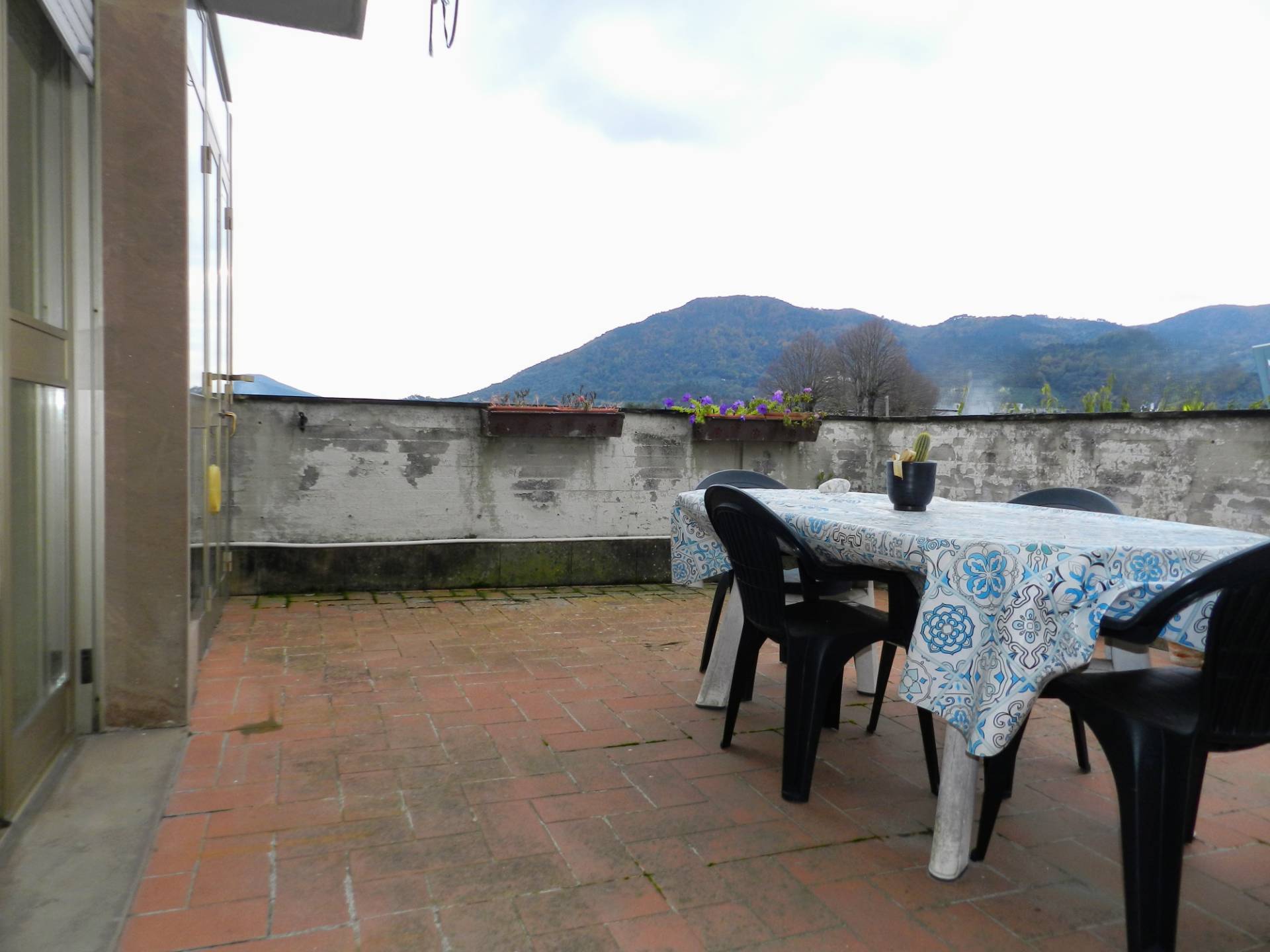 Appartamento in vendita a Lucca, Pontetetto