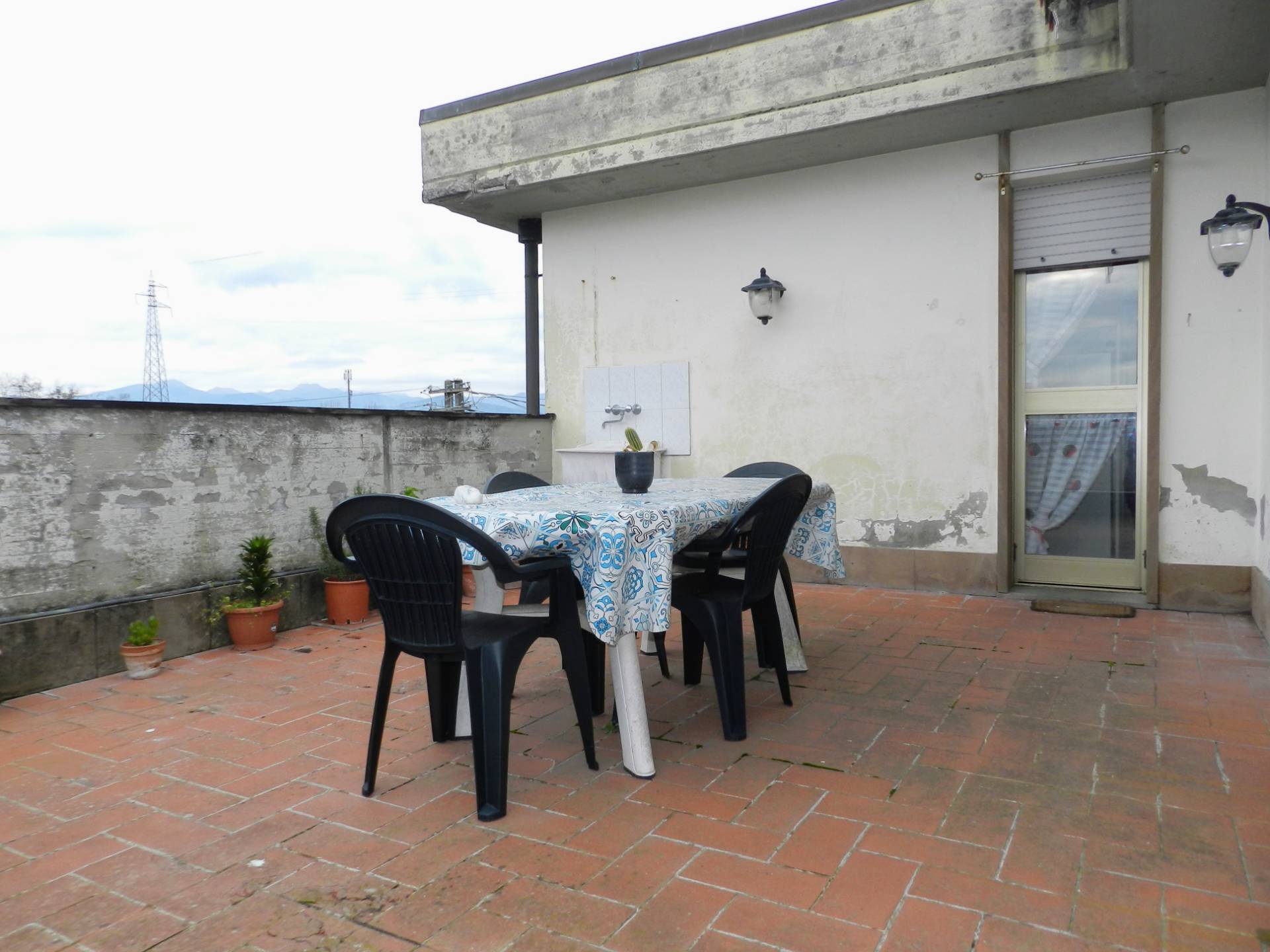 Appartamento in vendita a Lucca, Pontetetto