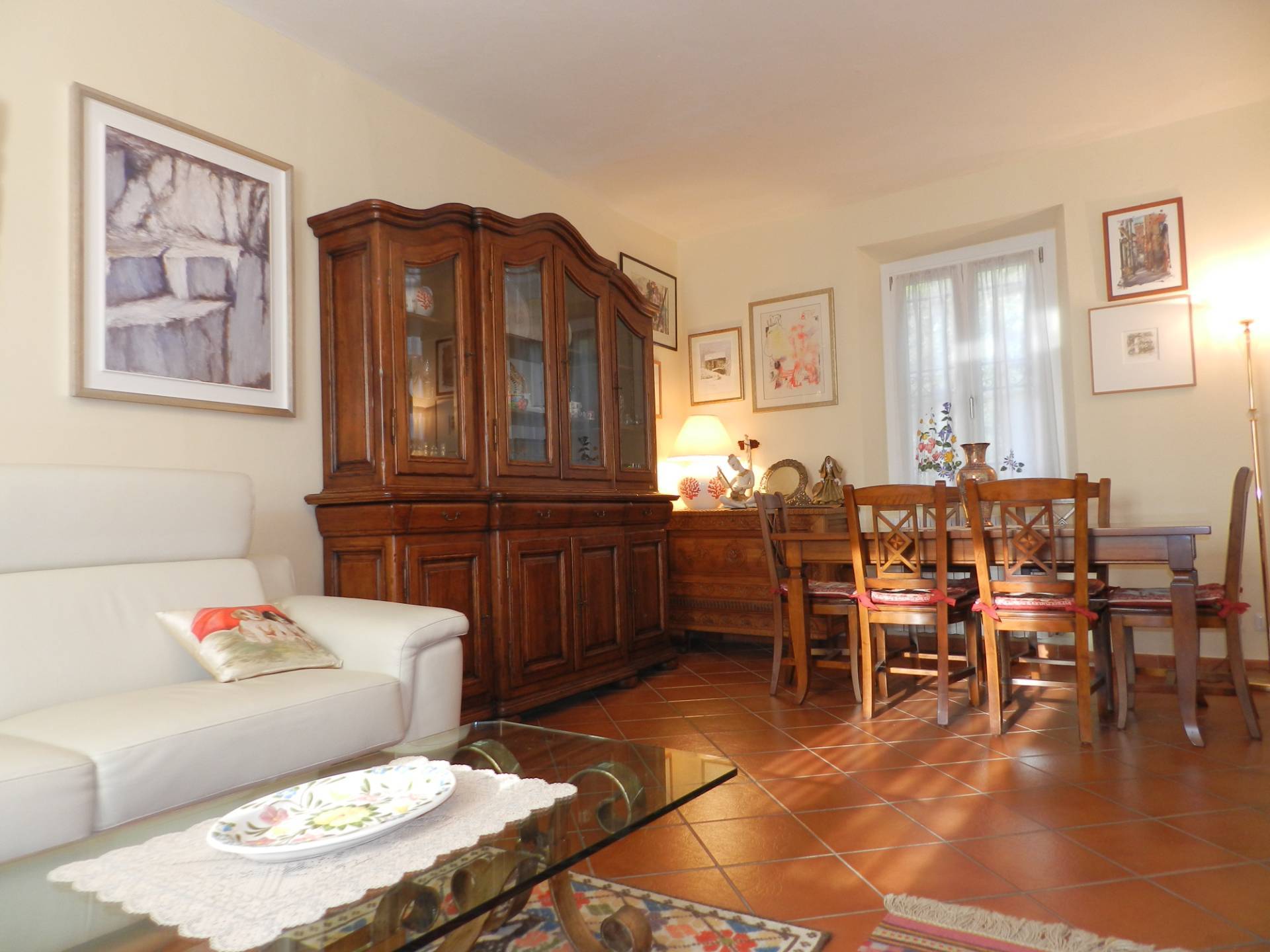 casa semindipendente in vendita a Lucca, Monte San Quirico - Vallebuia