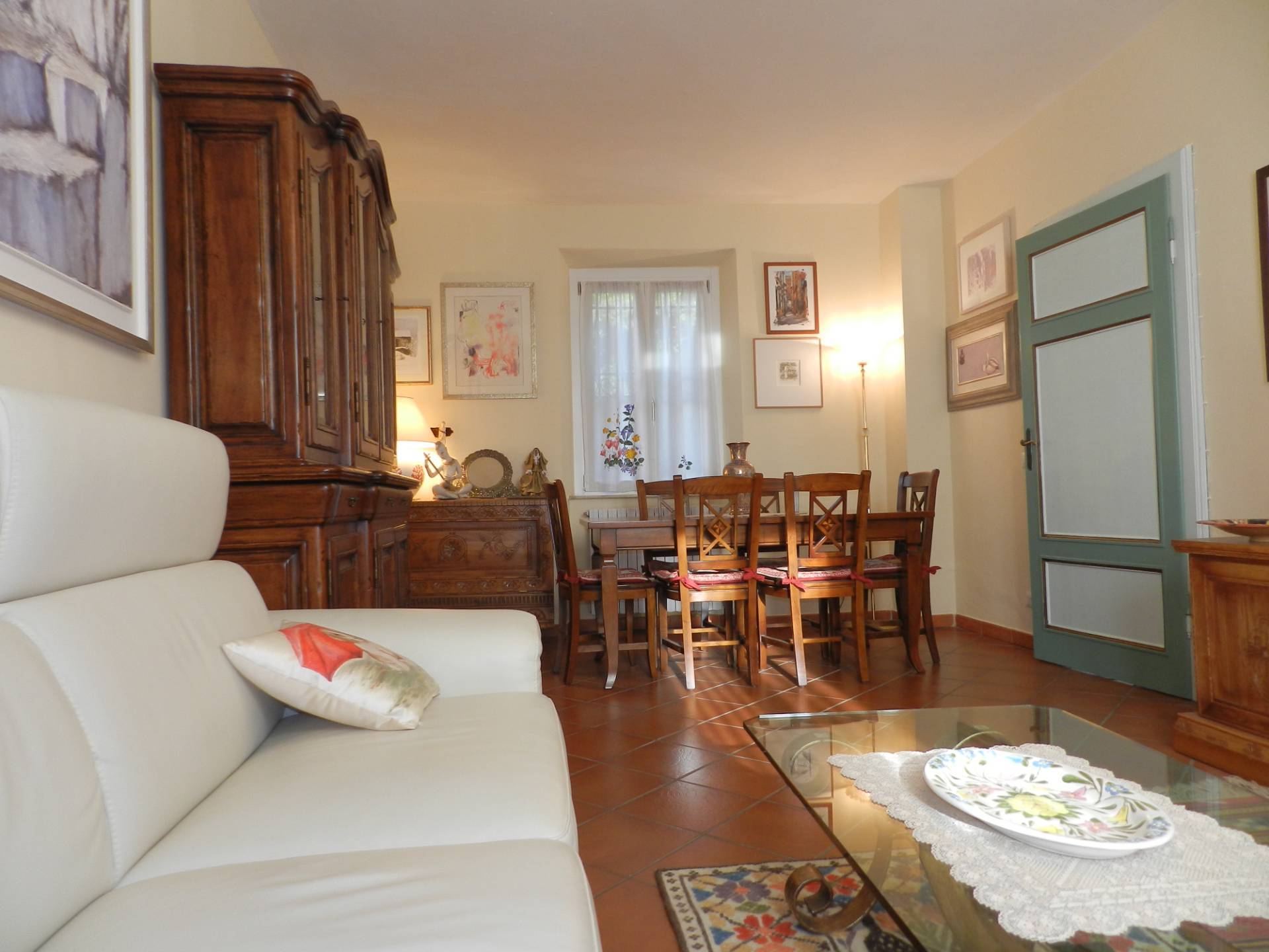 casa semindipendente in vendita a Lucca, Monte San Quirico - Vallebuia