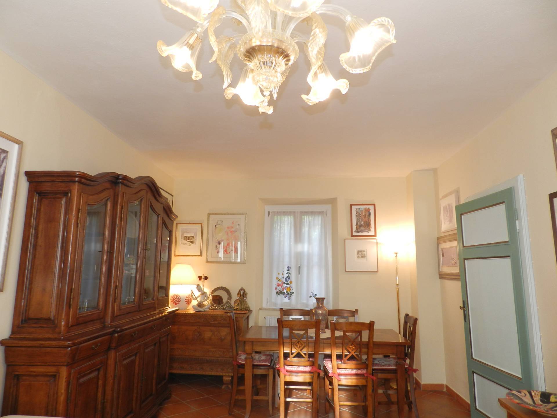 casa semindipendente in vendita a Lucca, Monte San Quirico - Vallebuia