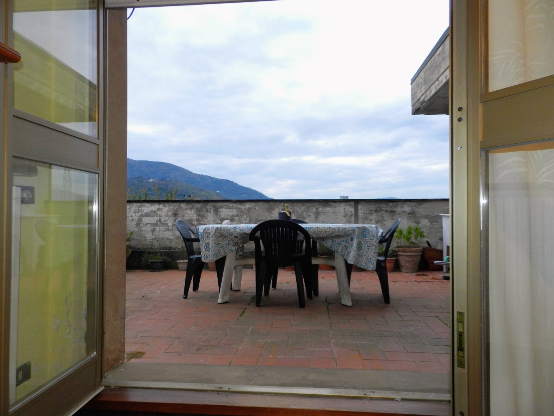 Appartamento in vendita a Lucca, Pontetetto