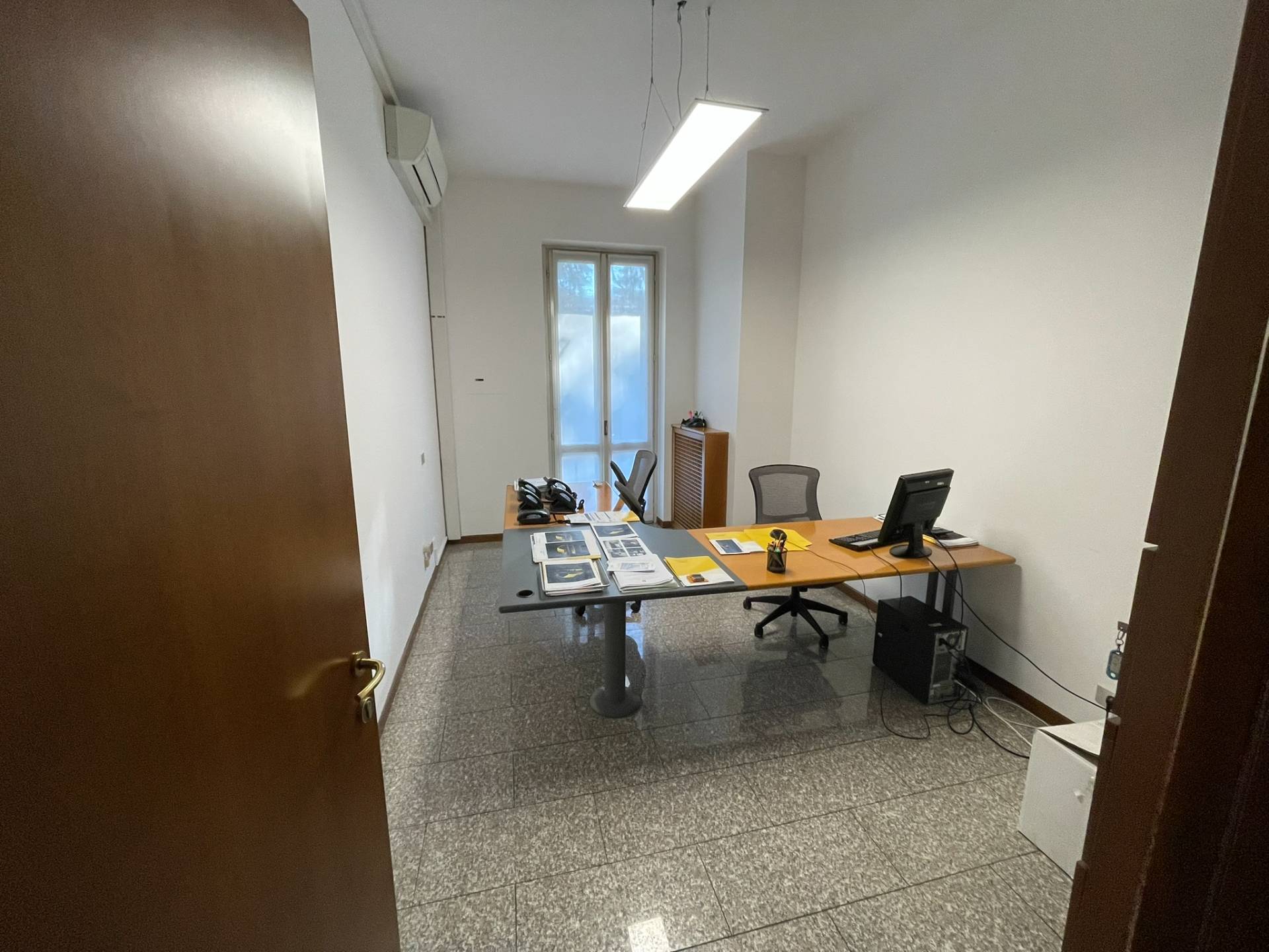 Ufficio in affitto a Legnano, Centro