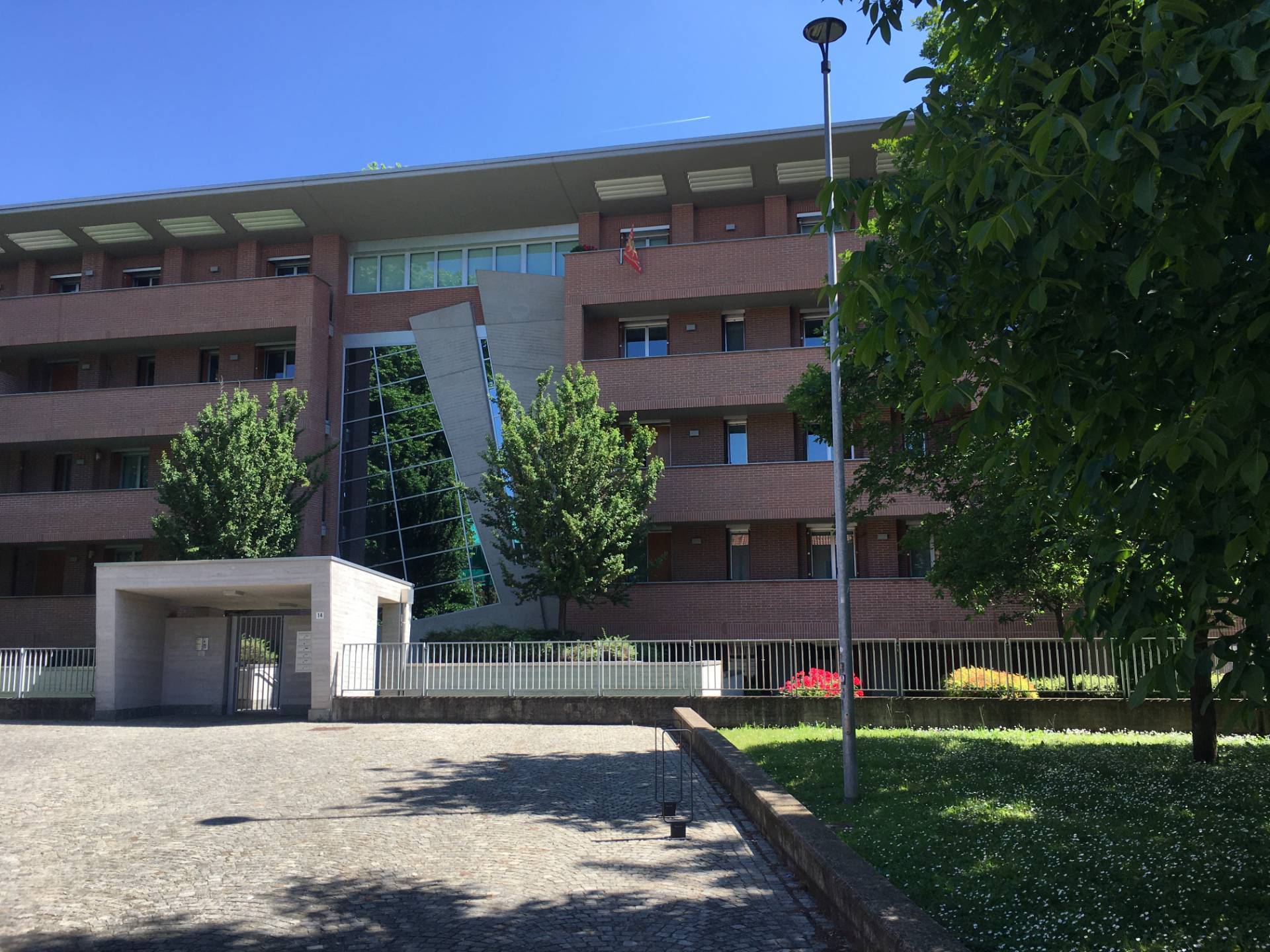 Appartamento 3 Locali in vendita a Legnano, Legnarello