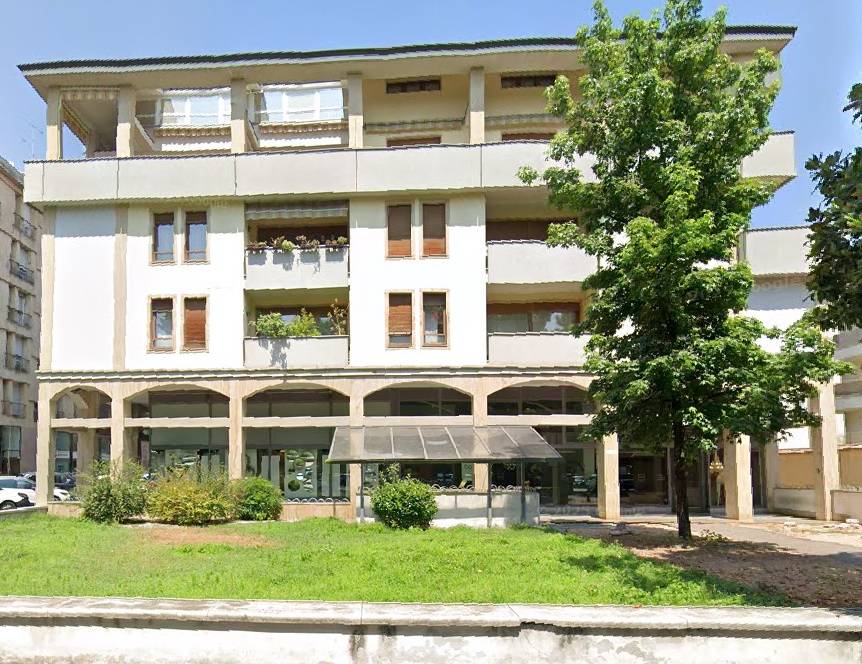 Posto Auto in affitto a Legnano, Centro