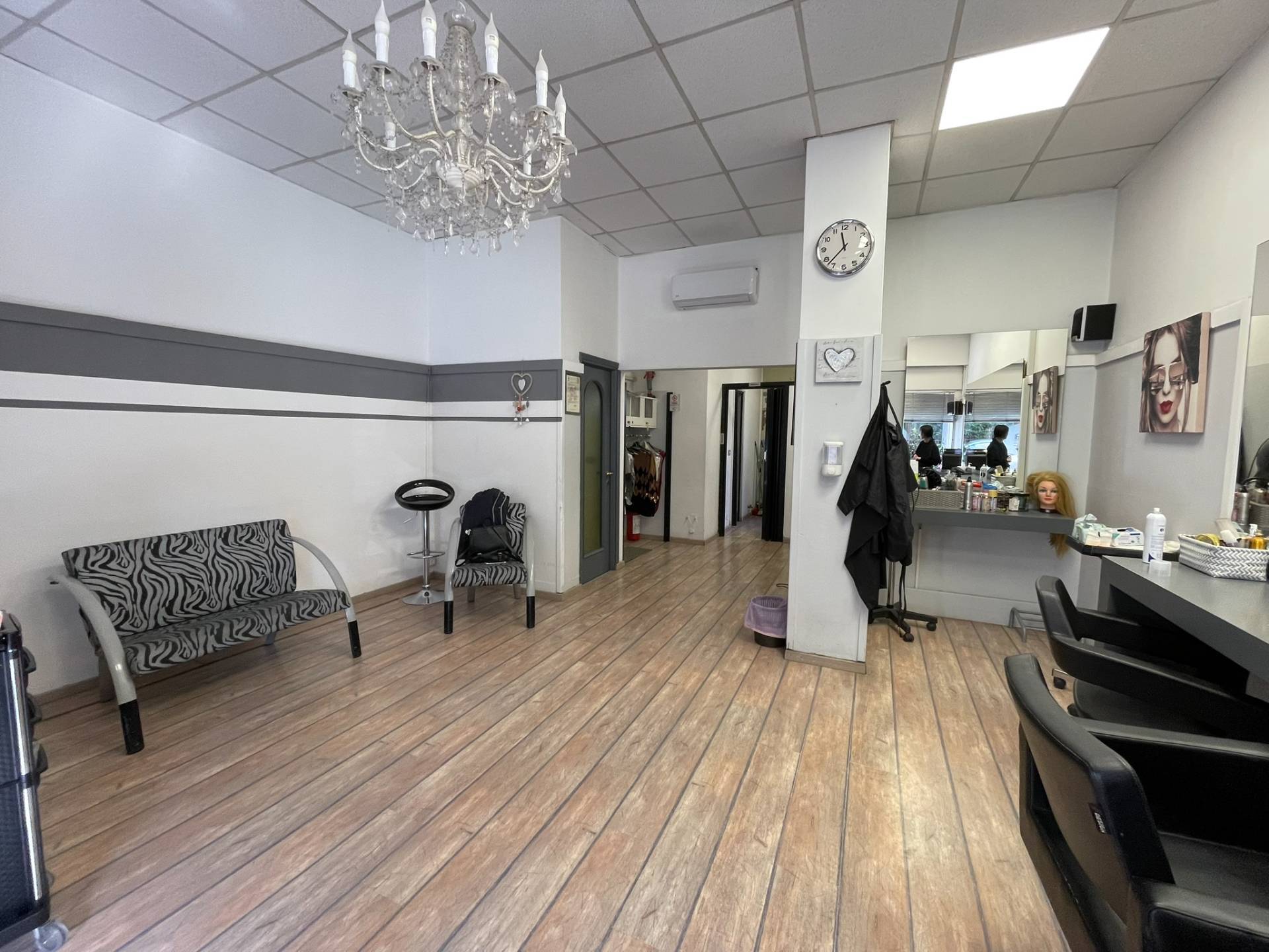 Attivit Commerciale in vendita a Legnano