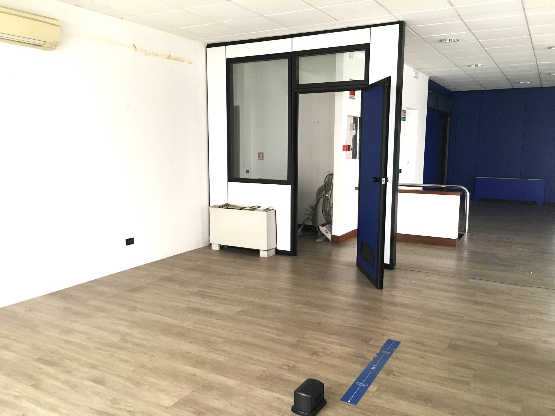 Ufficio in affitto a Nerviano