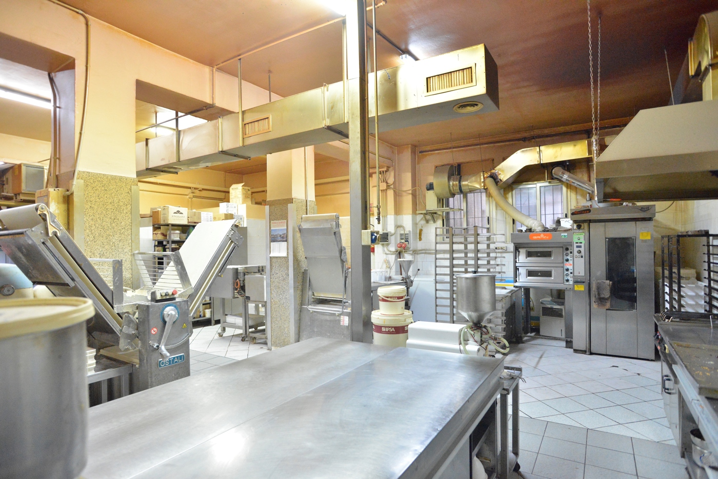 Negozio in vendita a Bari