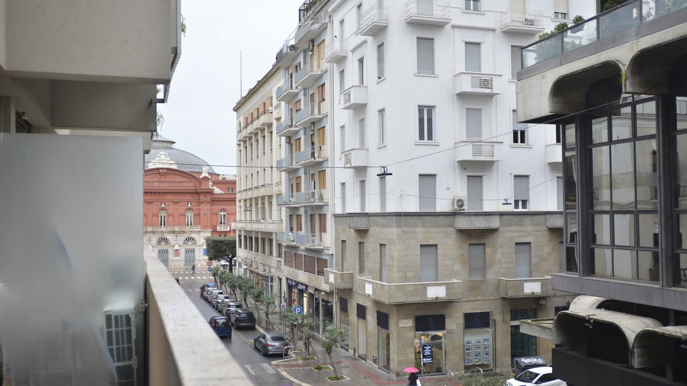 Ufficio in affitto a Bari