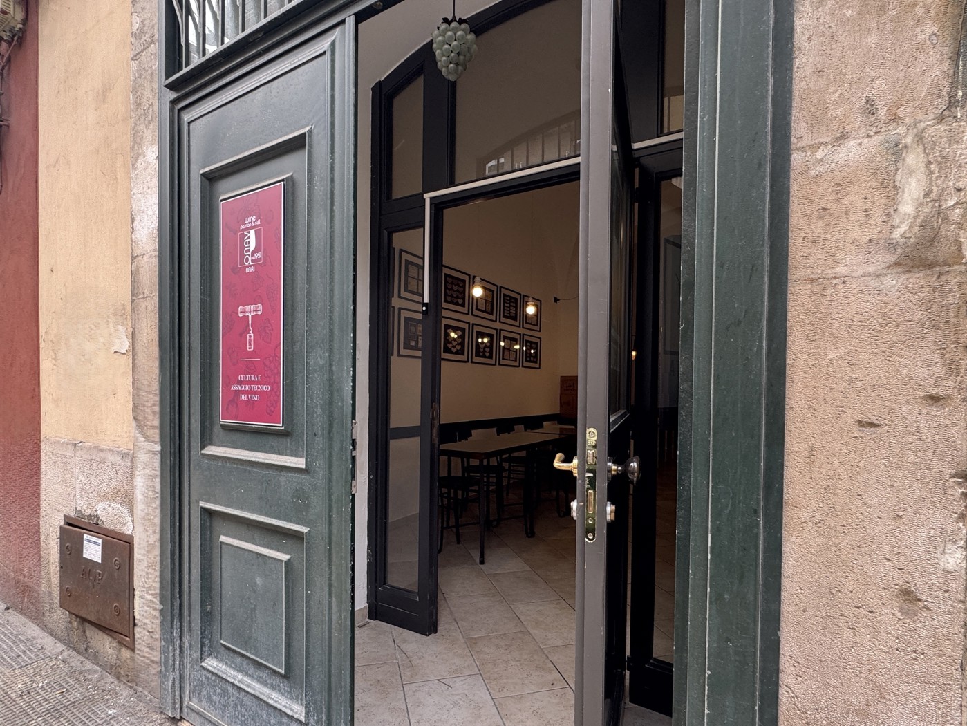 Negozio in affitto a Bari