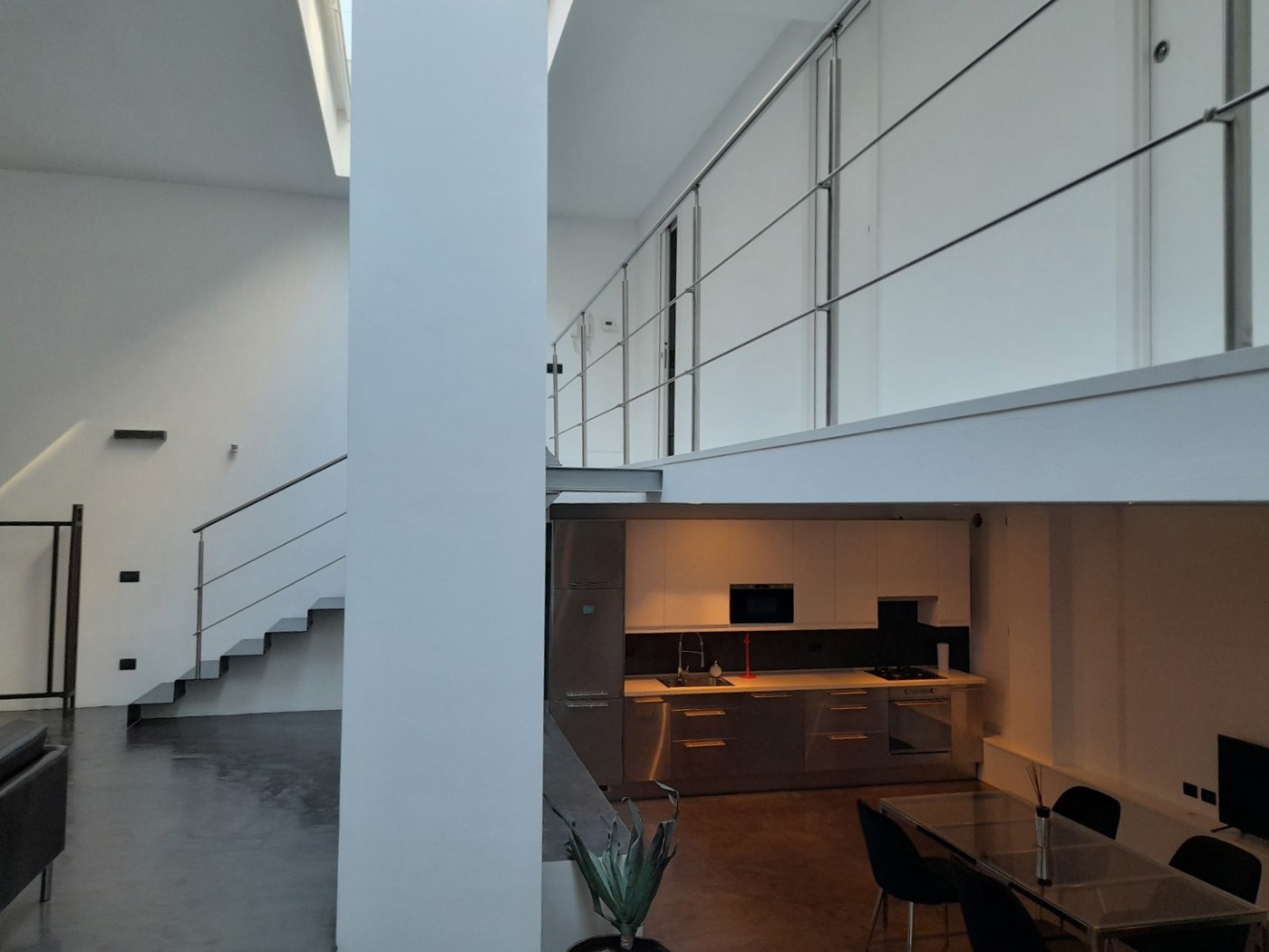 Loft arredato in affitto a Bari