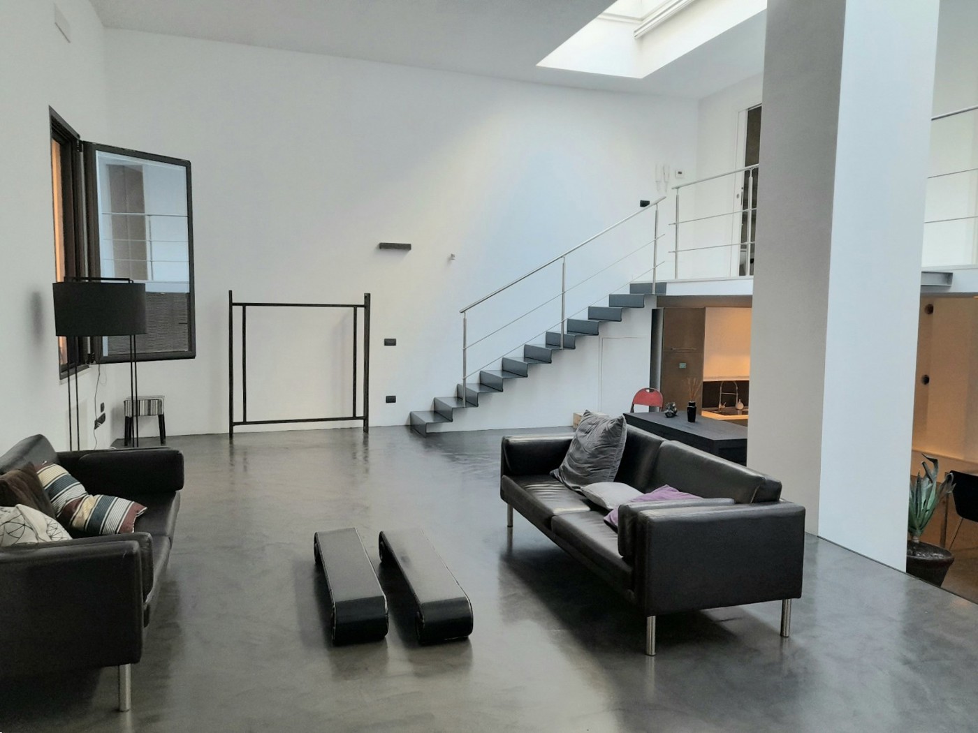 Loft arredato in affitto a Bari