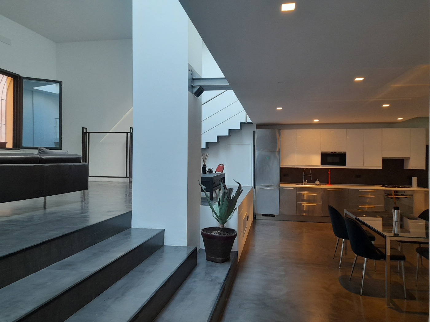 Loft arredato in affitto a Bari