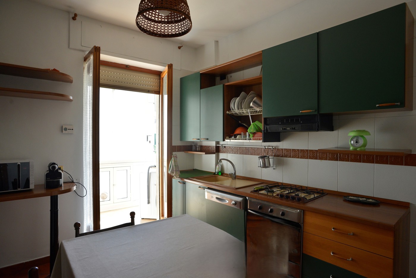 Quadrilocale arredato in affitto a Bari