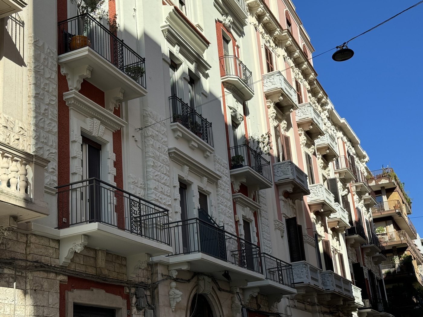 Quadrilocale arredato in affitto a Bari