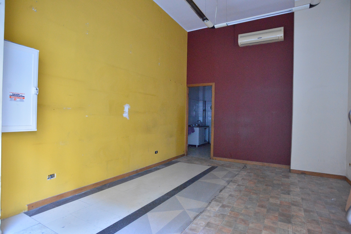 Negozio in vendita a Bari