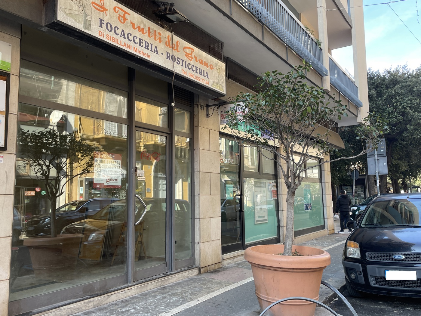 Negozio in vendita a Bari
