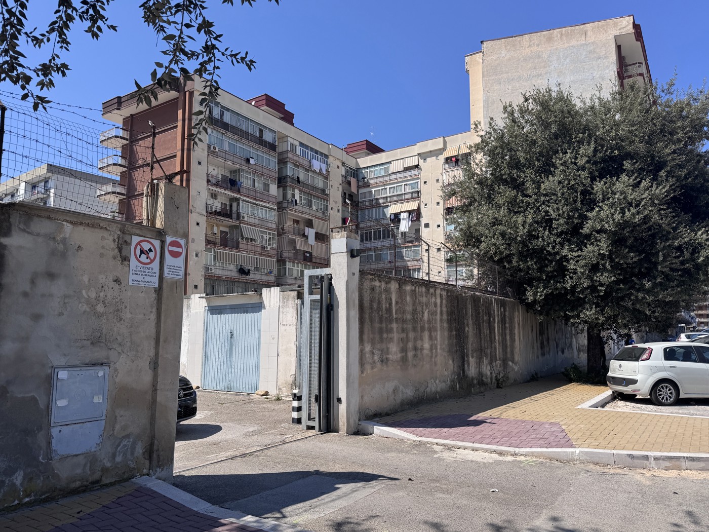 Box/Garage 25mq in vendita a Modugno