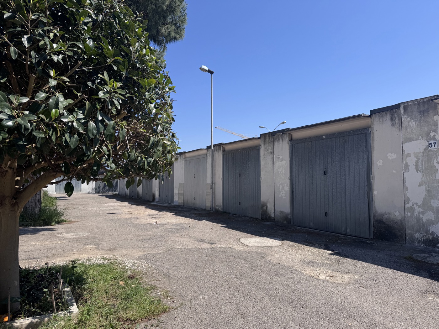 Box/Garage 25mq in vendita a Modugno