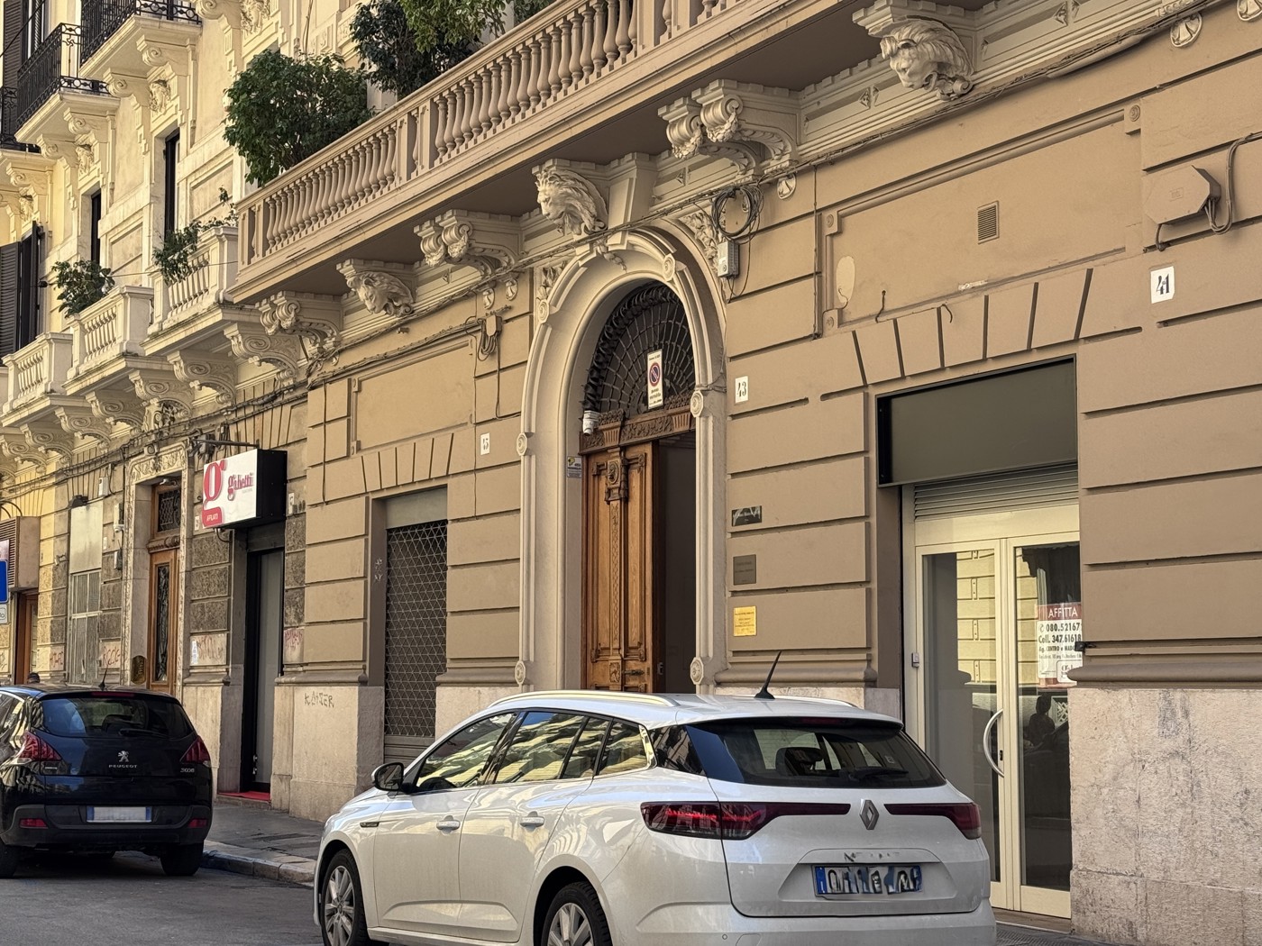 Negozio in affitto a Bari