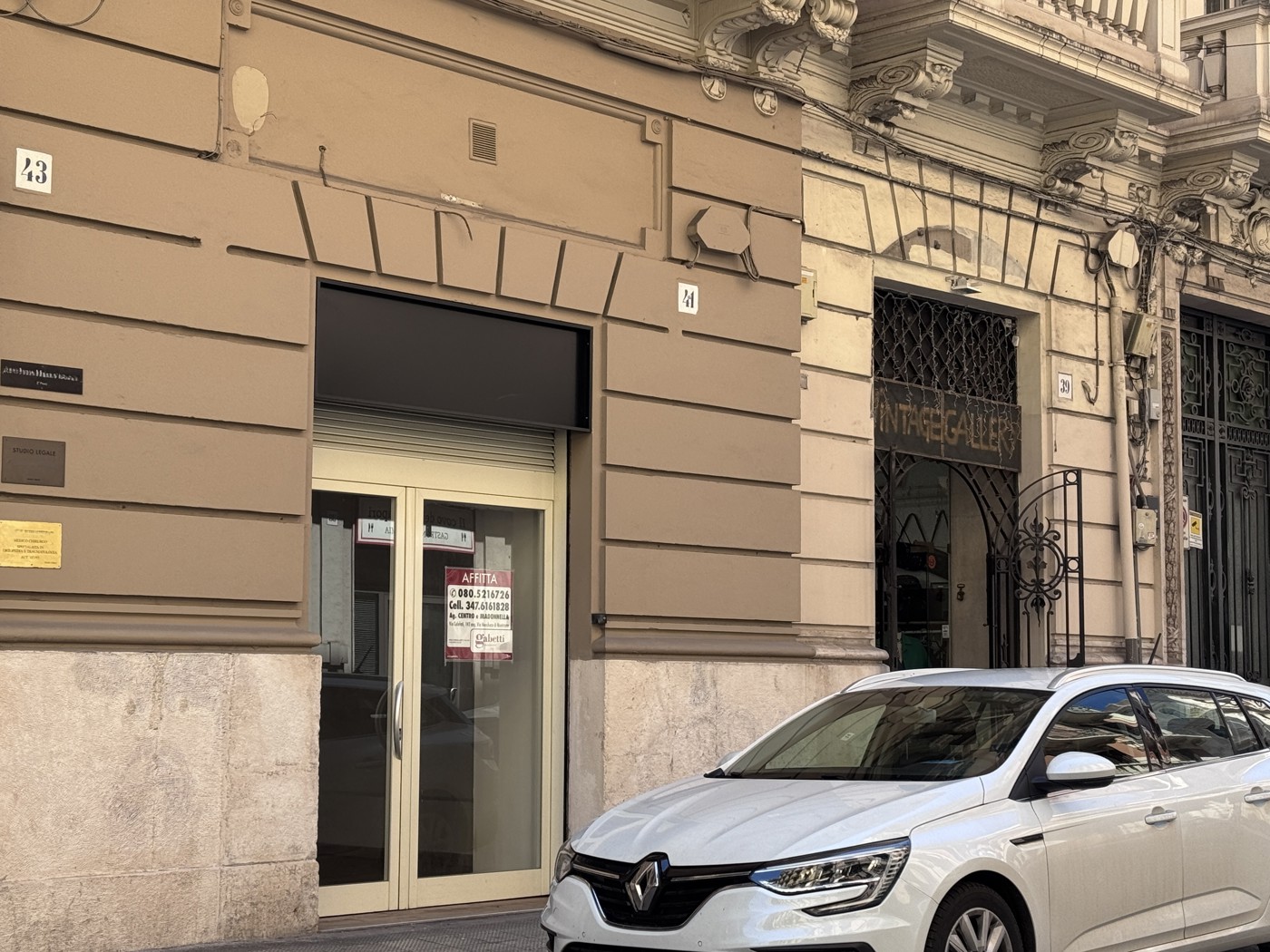 Negozio in affitto a Bari