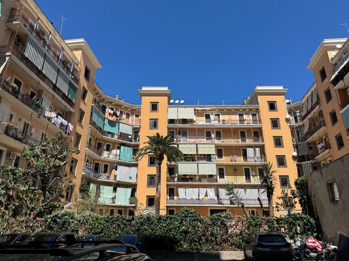 Trilocale in affitto a Bari