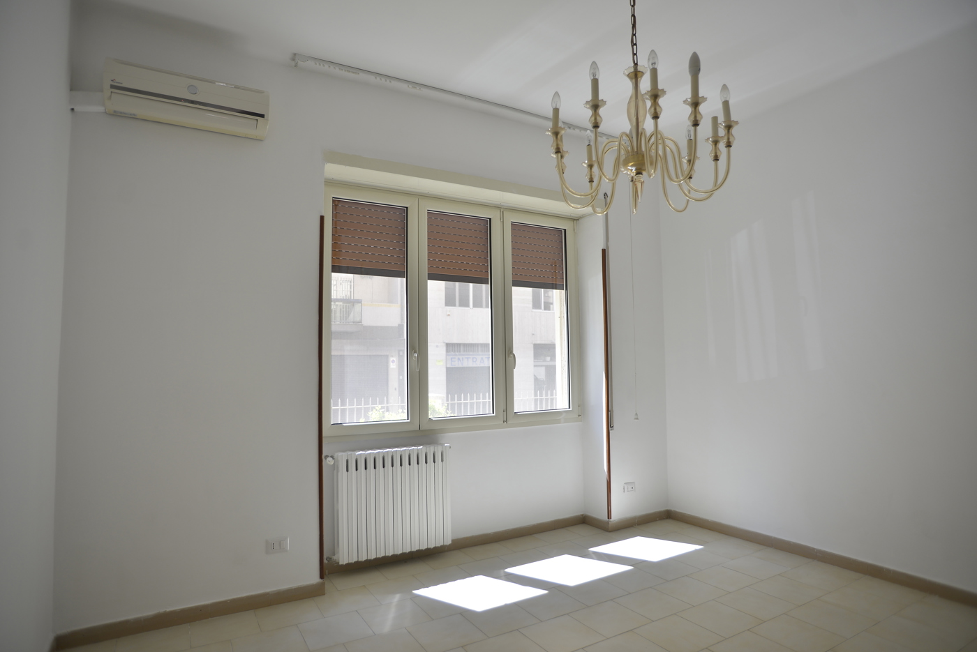 Trilocale in affitto a Bari