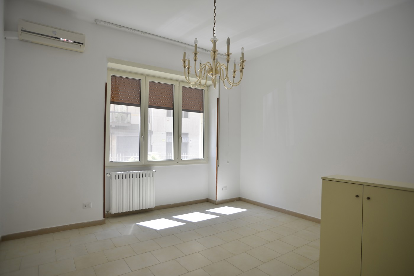 Trilocale in affitto a Bari