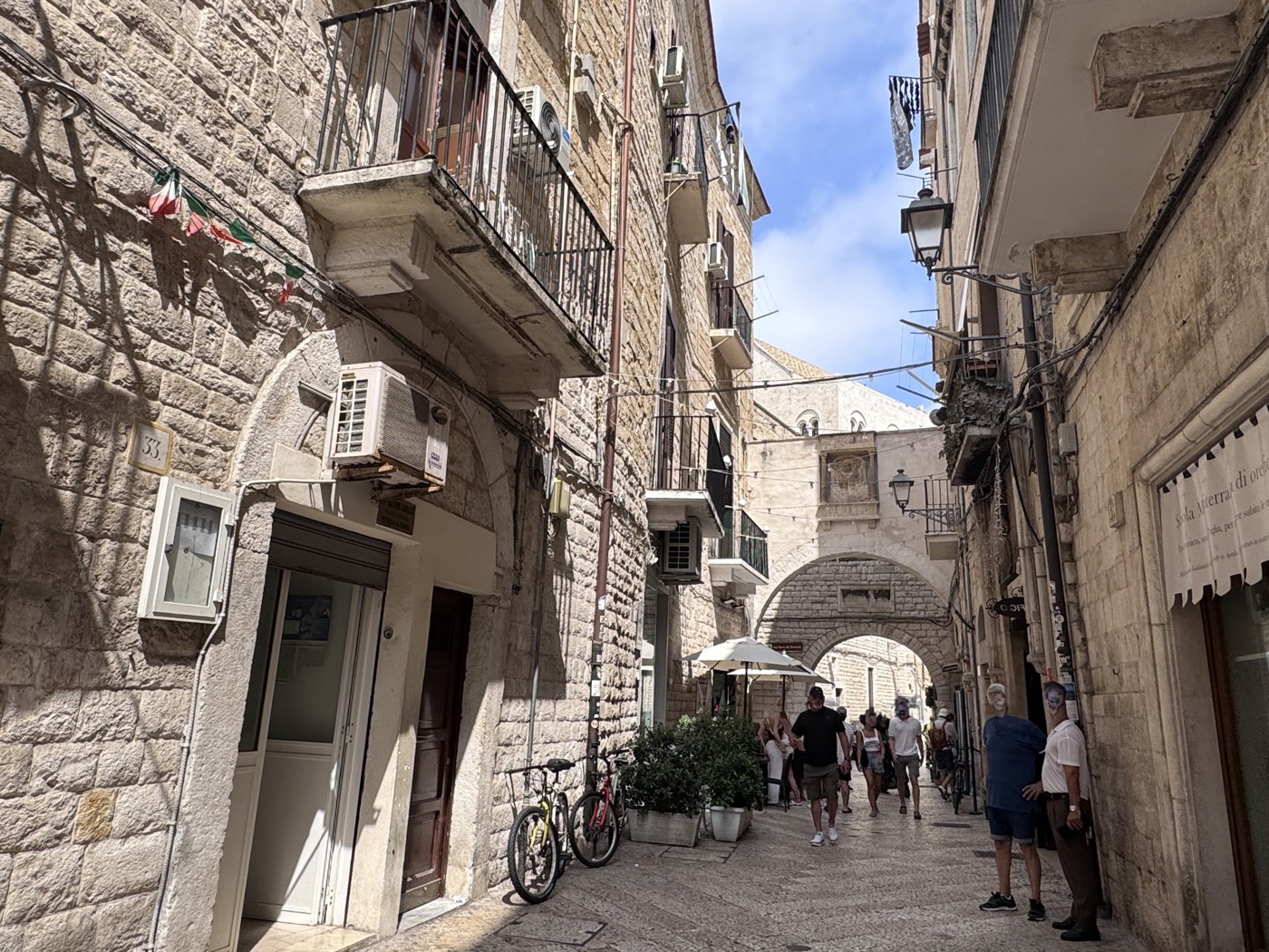 Trilocale ristrutturato a Bari