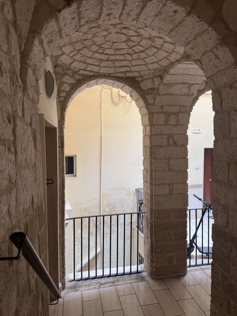 Trilocale ristrutturato a Bari