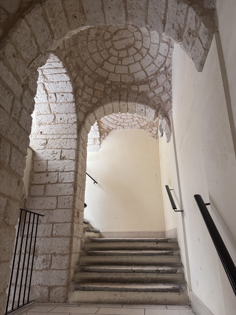 Trilocale ristrutturato a Bari
