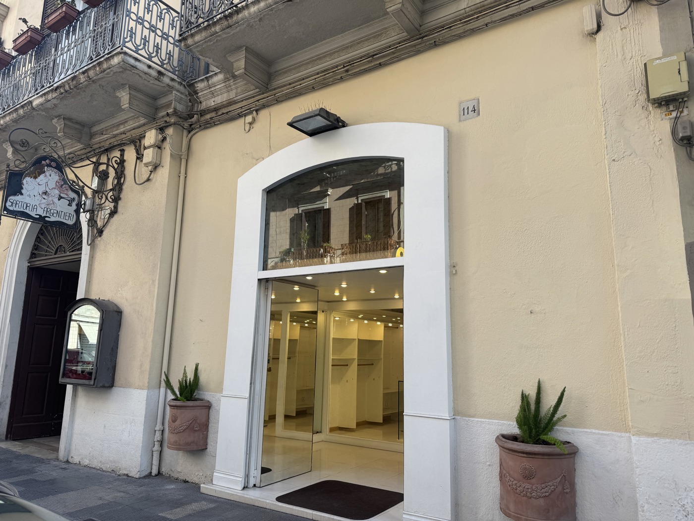 Negozio in affitto a Bari