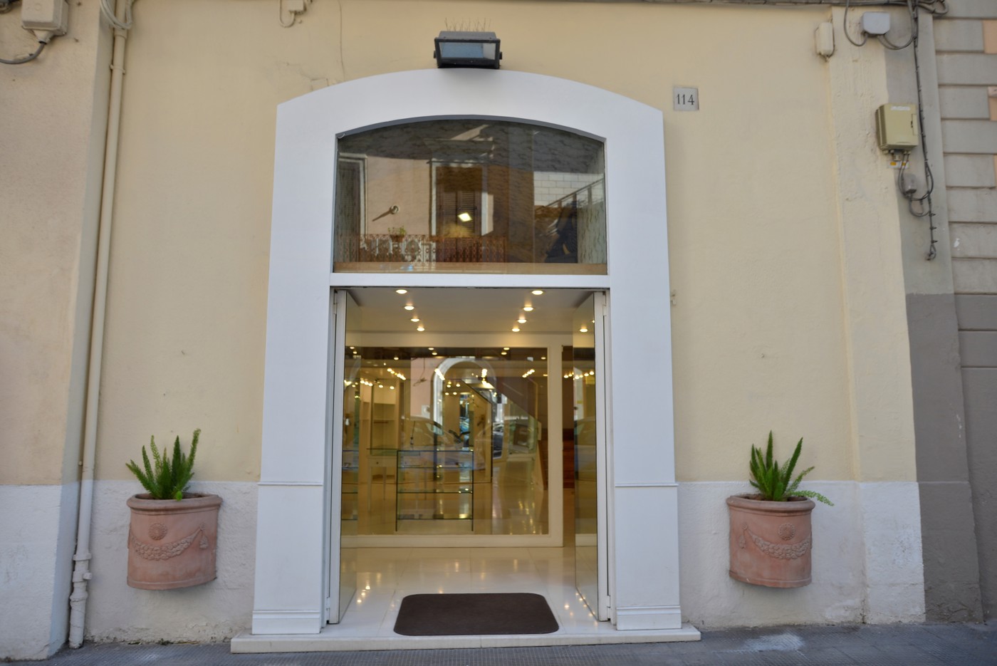 Negozio in affitto a Bari