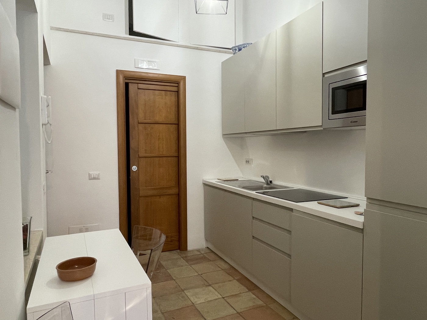 Monolocale arredato in affitto a Bari