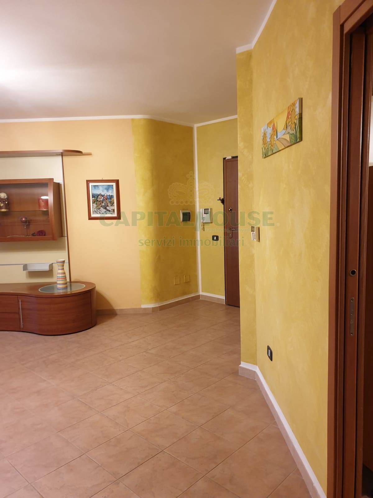 Appartamento in affitto a Caserta, Tredici