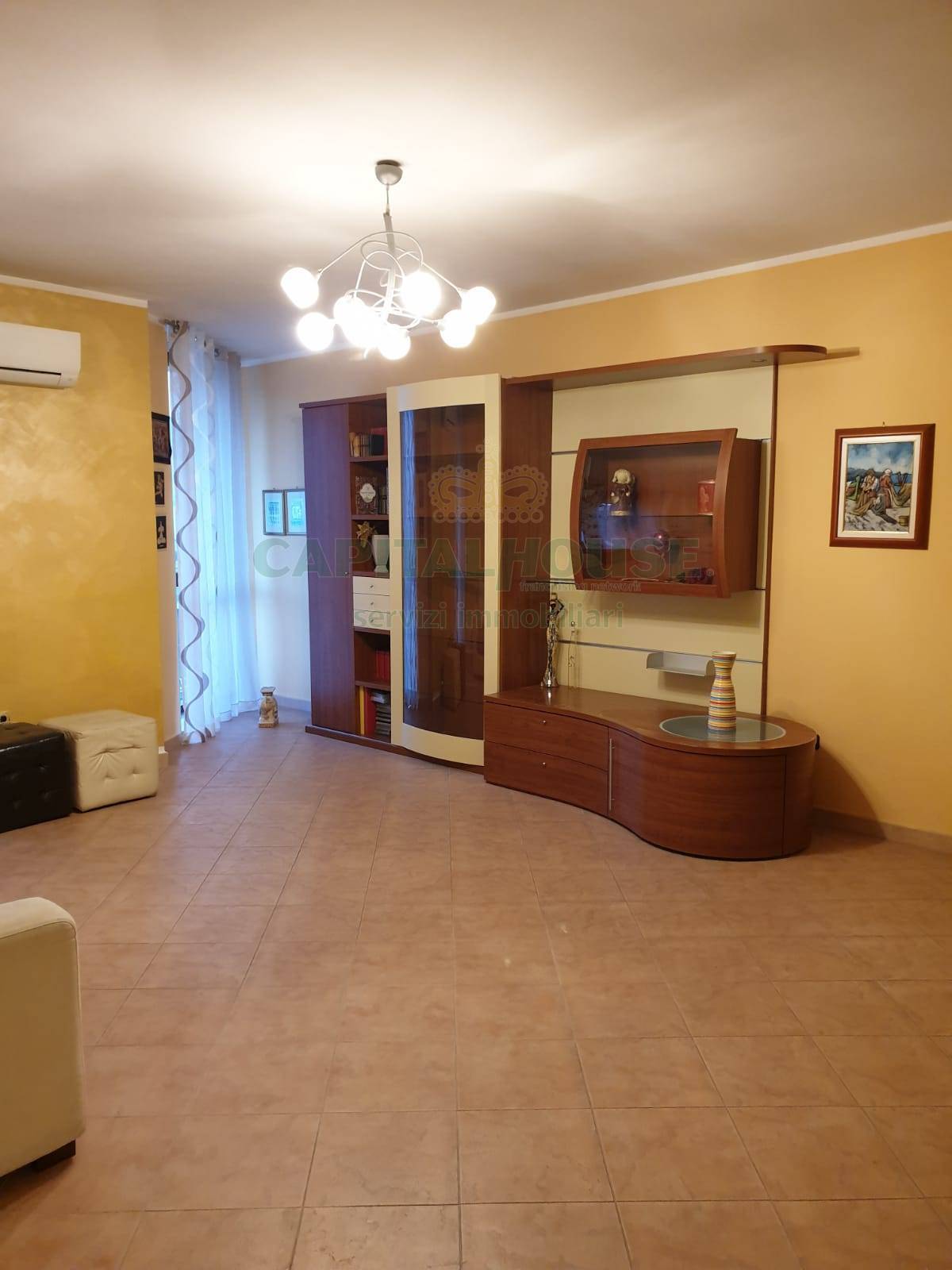 Appartamento in affitto a Caserta, Tredici