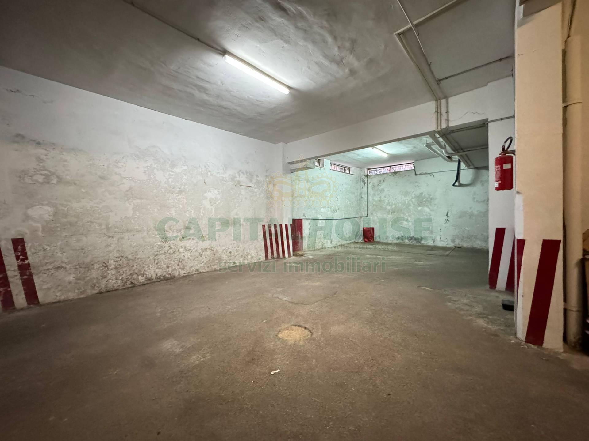 Box o garage in vendita a Caserta, Caserta Ferrarecce