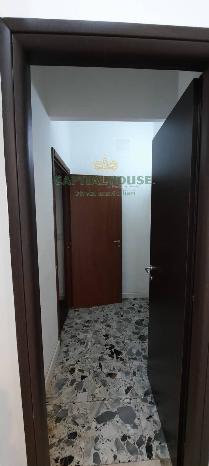 Commerciale in affitto a Caserta, Centro