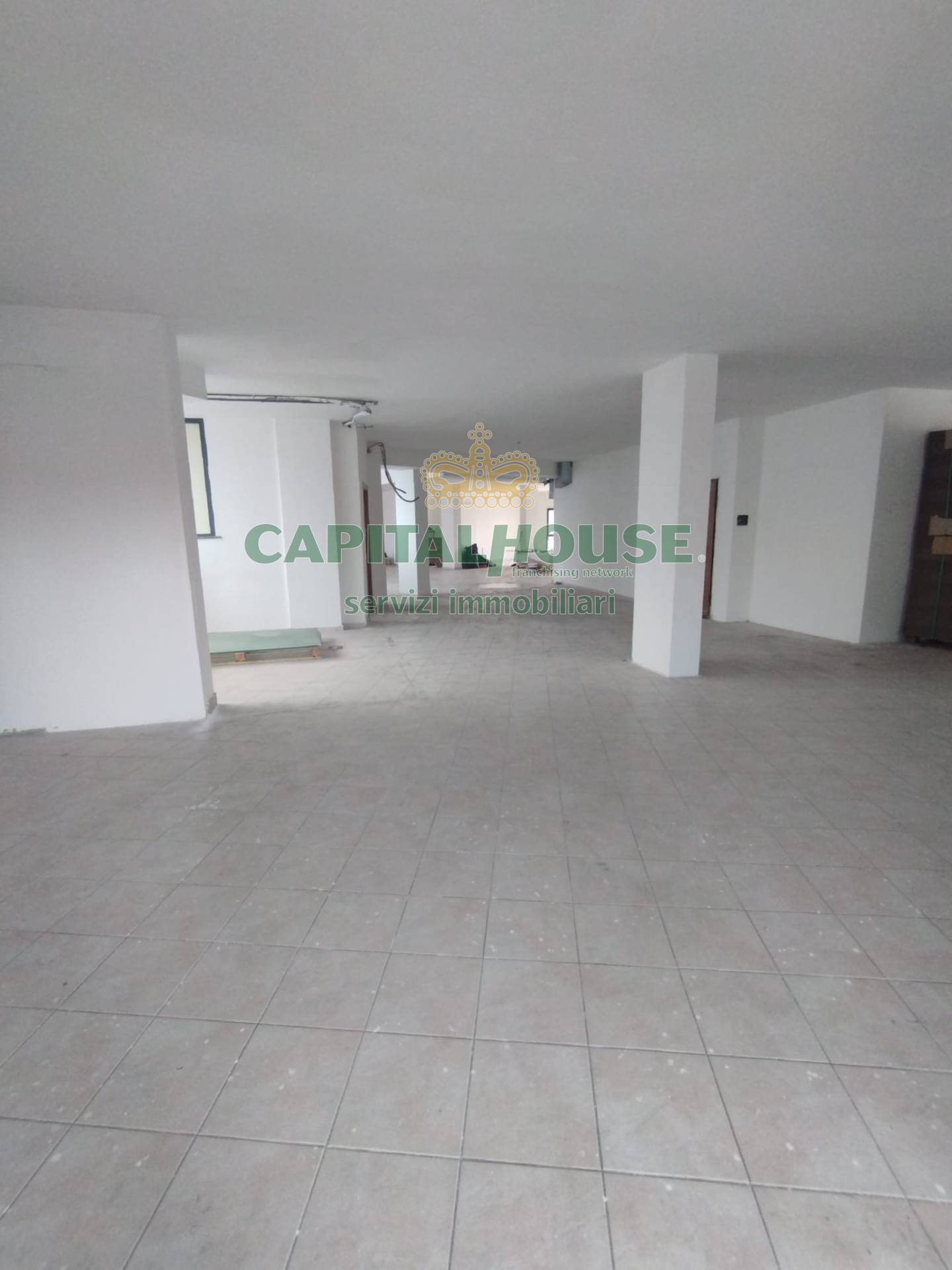 Commerciale in affitto a Caserta, San Clemente