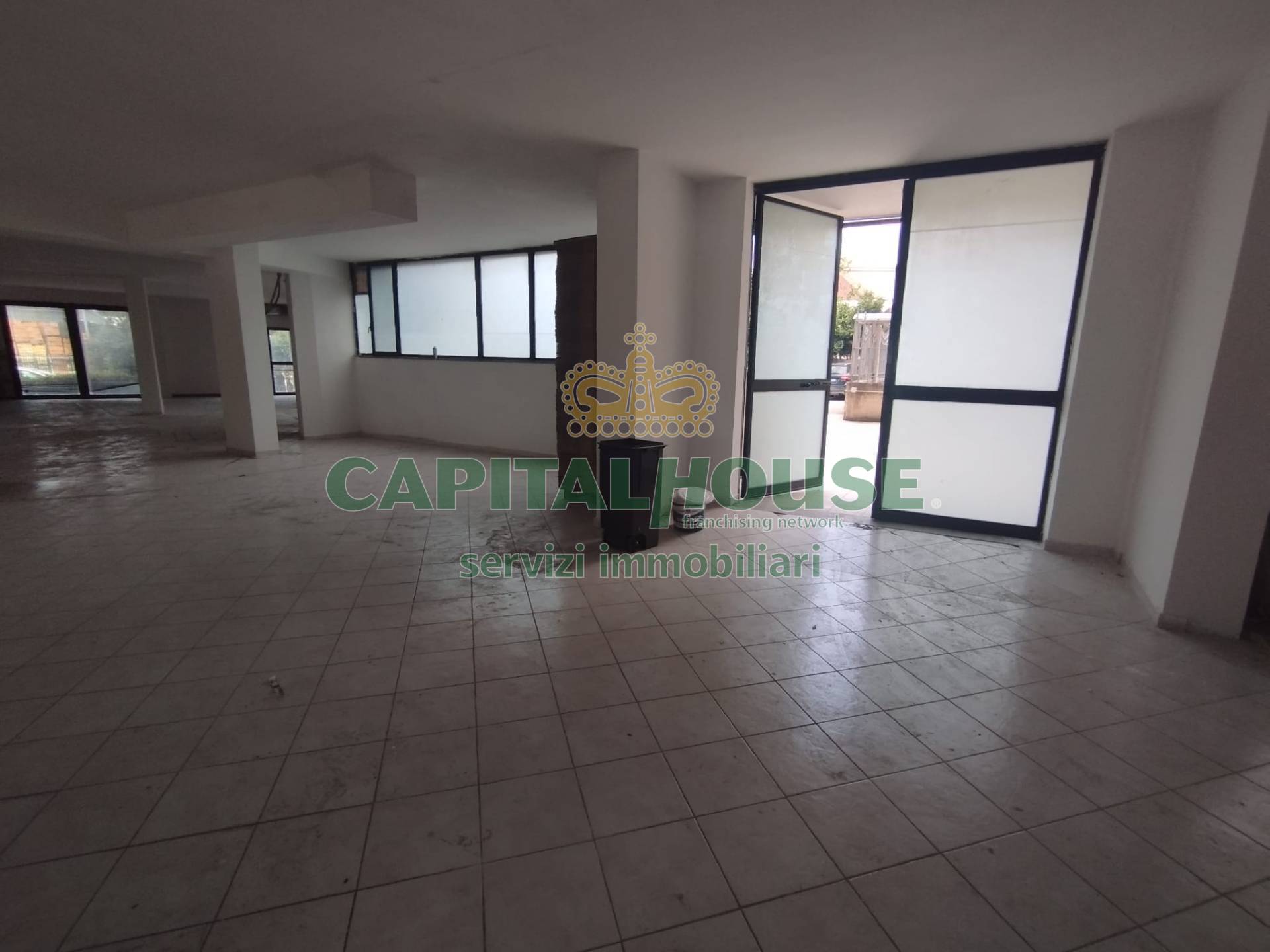 Commerciale in affitto a Caserta, San Clemente